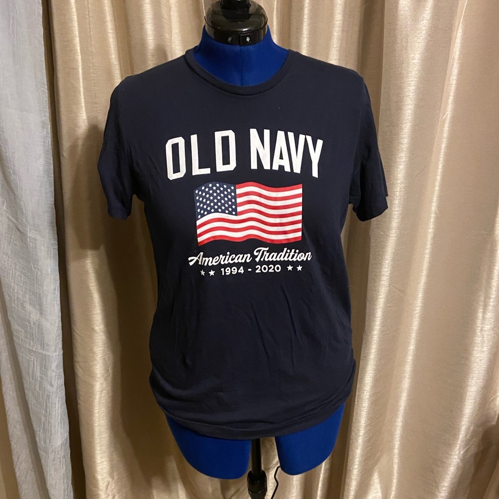 2020 Old Navy T-Shirt